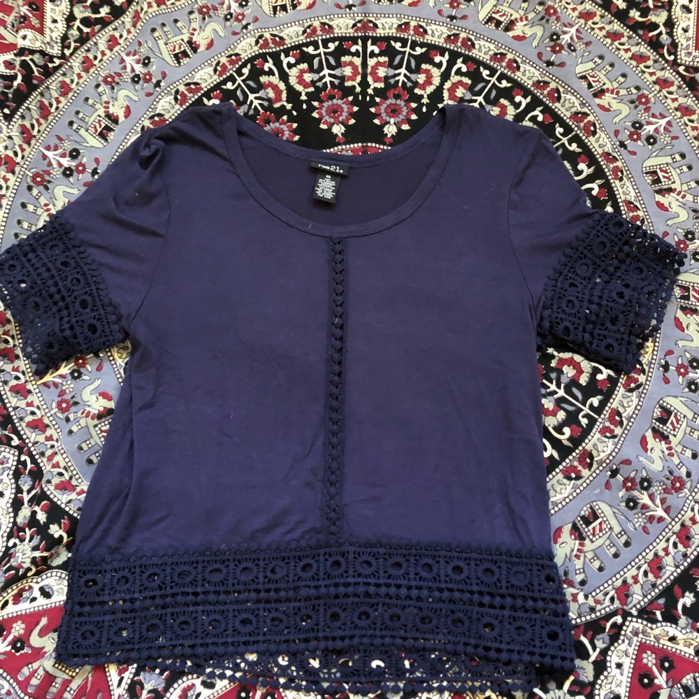 lace crop top